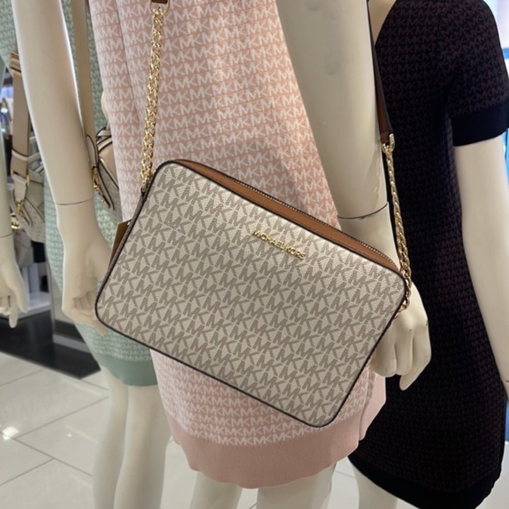 Michael Kors Jet Set Item Large East West Zip Crossbody Vanilla - Picture 13 of 16